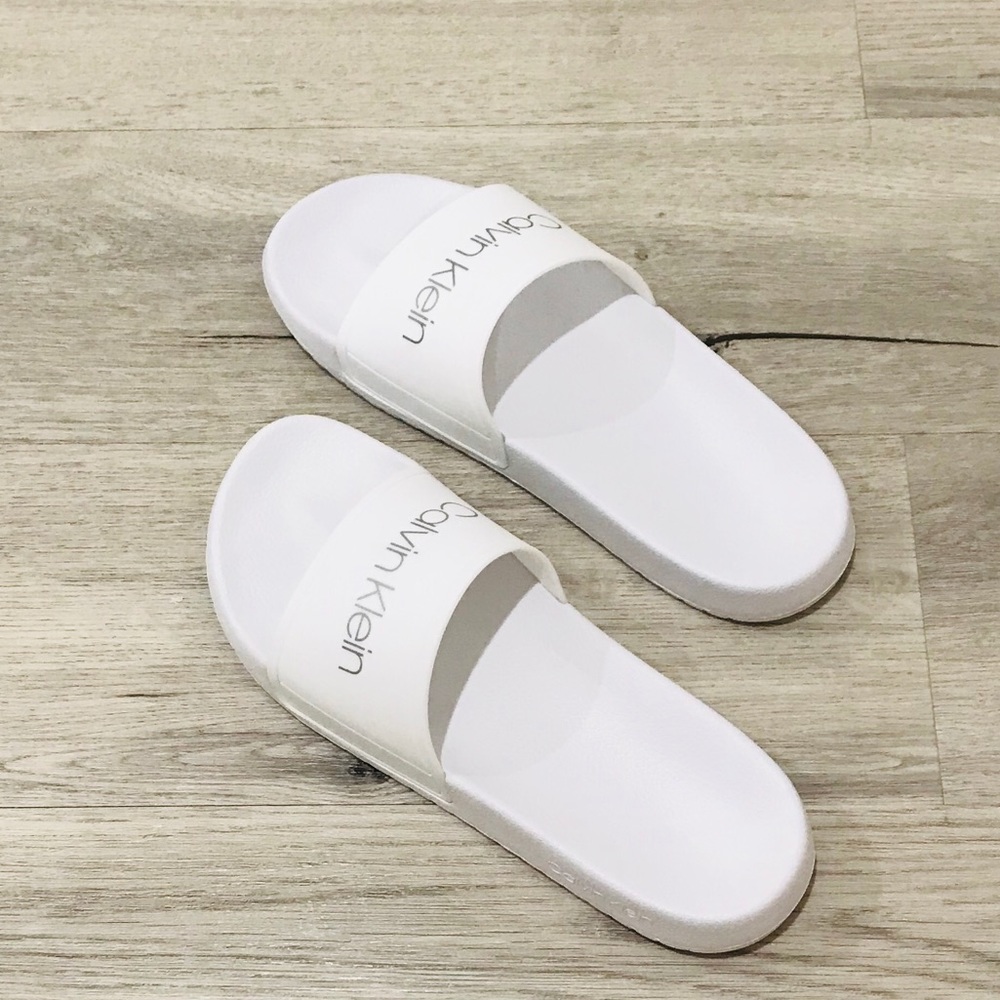 ✮ Girls Calvin Klein Slides ✮